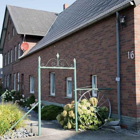 Laendlich Zentrale Ferienwohnung Lippetal Екстер'єр фото
