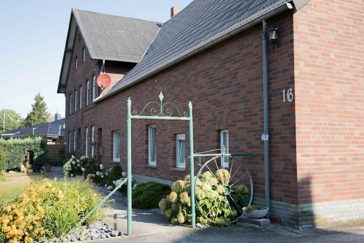 Laendlich Zentrale Ferienwohnung Lippetal Екстер'єр фото